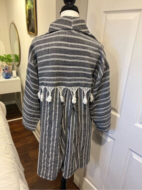 Tienda Ho Gray Striped Tassel Boho Open Front Cardigan OS